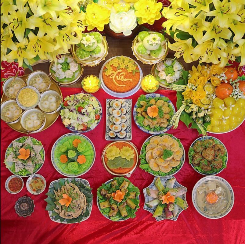 Mâm cỗ chay cô Tuyền