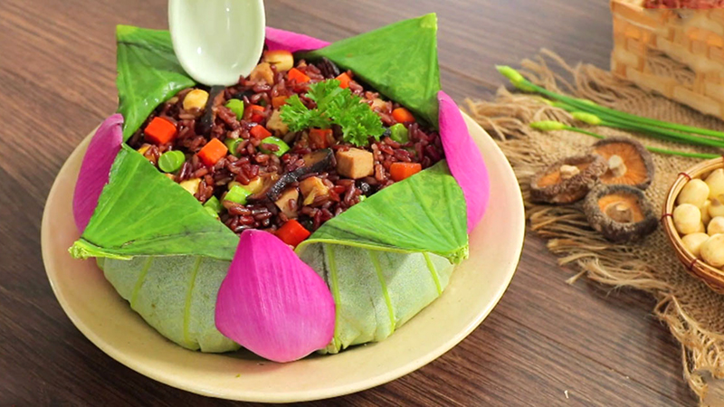 🛒 Sản phẩm nổi bật từ Mâm cỗ chay cô Tuyền