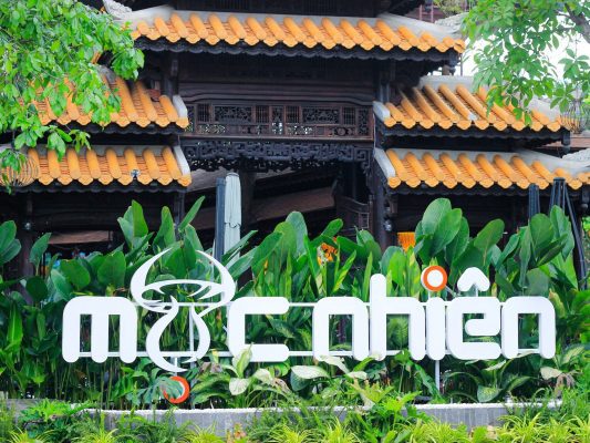 nhà hàng chay view đẹp tại TP.HCM