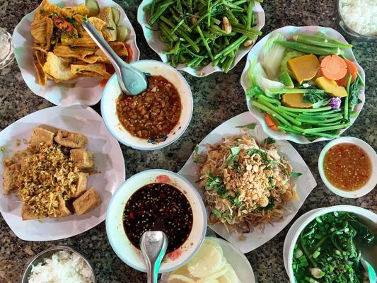 MÓN CHAY ĐẶC SẢN ĐỊA PHƯƠNG