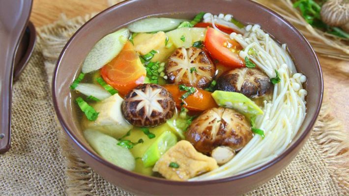 nấu canh rau củ chay