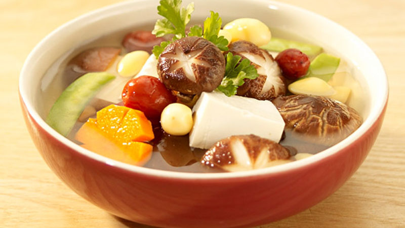 nấu canh rau củ chay